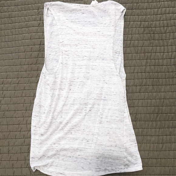 Workout Tank Top - Picture 2 of 2